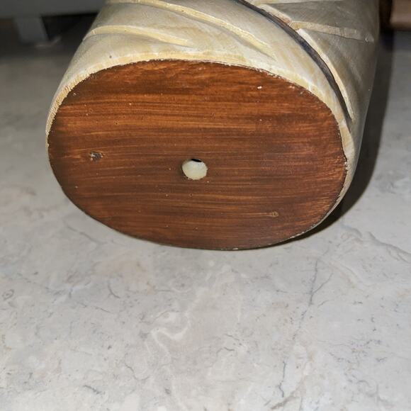 Vintage Wooden Hand Painted Praying Angel Figurine Decoration Mantle 10x4.5” - Picture 5 of 5